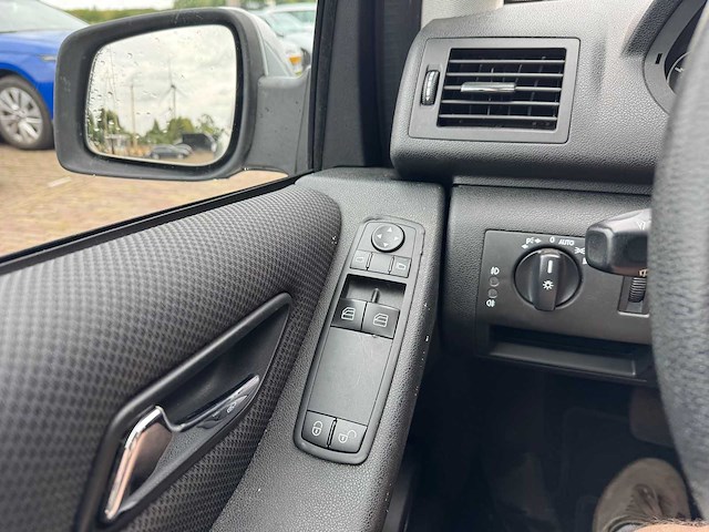 Mercedes-benz a-klasse 150 business class automaat 83-jvs-4 - afbeelding 4 van  14