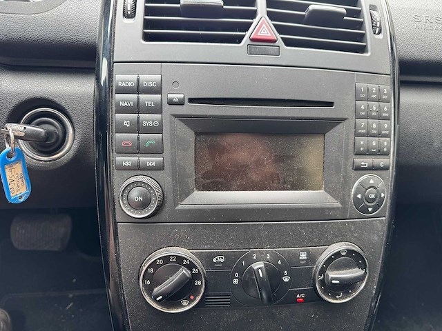 Mercedes-benz a-klasse 150 business class automaat 83-jvs-4 - afbeelding 7 van  14