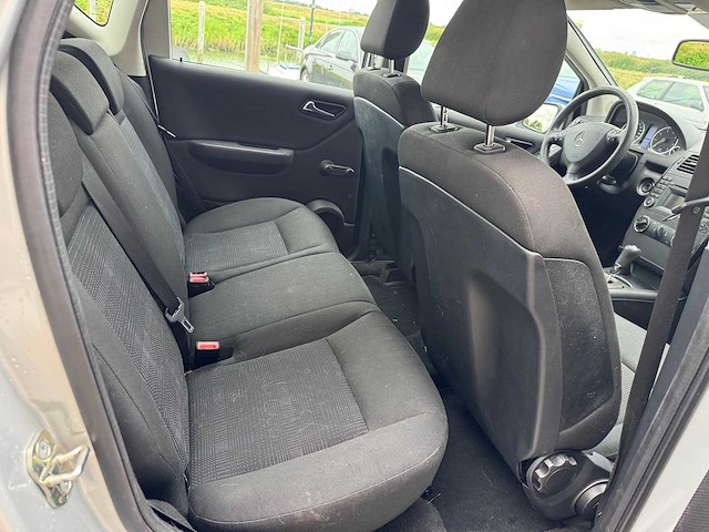 Mercedes-benz a-klasse 150 business class automaat 83-jvs-4 - afbeelding 3 van  25