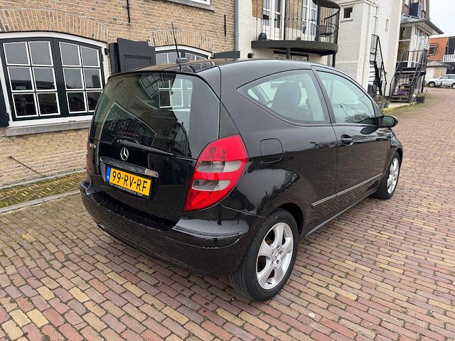 Mercedes-benz a-klasse 170 avantgarde automaat 99-rv-rf - afbeelding 9 van  17