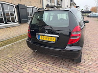 Mercedes-benz a-klasse 170 avantgarde automaat 99-rv-rf - afbeelding 12 van  17