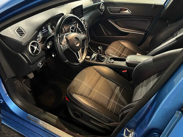 Mercedes-benz a-klasse 180 ambition, g-074-sf - afbeelding 7 van  17