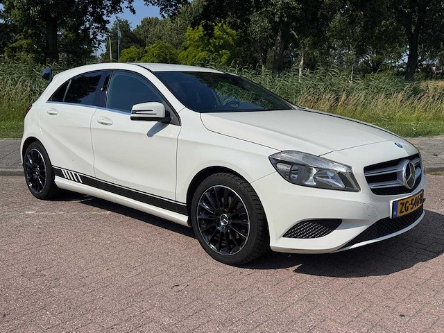 Mercedes-benz a-klasse 180 ambition , zg-546-h - afbeelding 9 van  16