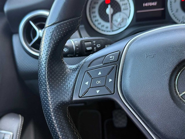 Mercedes-benz a-klasse 180 amg | k-563-nh i - afbeelding 3 van  20