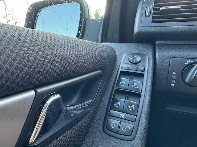 Mercedes-benz a-klasse 180 bns cl. avantgarde automaat h-007-nn - afbeelding 29 van  34