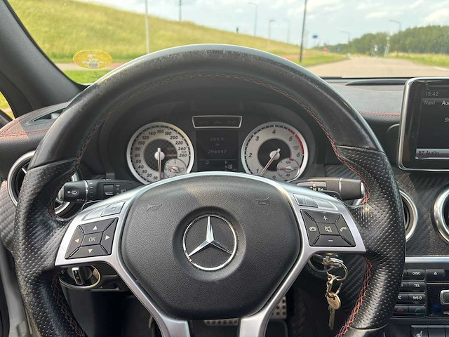 Mercedes-benz a-klasse 200 cdi ambition 2013 | 37-zsr-7 i - afbeelding 6 van  15