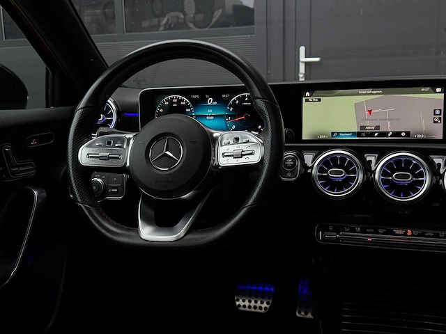 Mercedes-benz a-klasse 200 launch ed pr.+ 2018 | th-618-g iaw - afbeelding 18 van  30