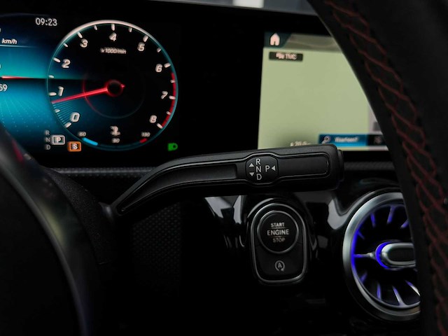 Mercedes-benz a-klasse 200 launch ed pr.+ 2018 | th-618-g iaw - afbeelding 6 van  30