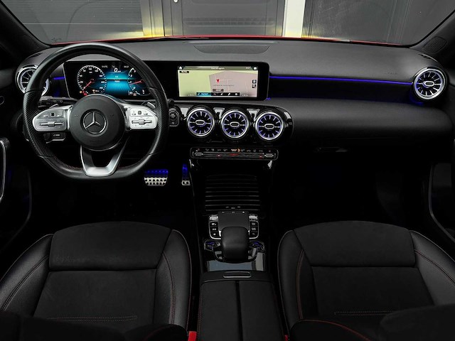 Mercedes-benz a-klasse 200 launch ed pr.+ 2018 | th-618-g iaw - afbeelding 24 van  30