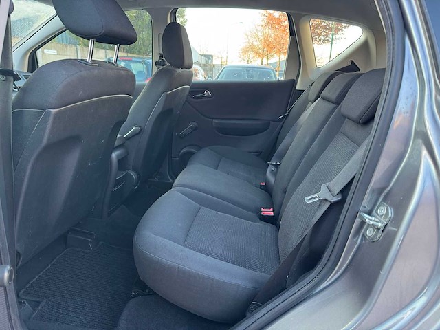 Mercedes-benz a-klasse 2010 - afbeelding 2 van  11