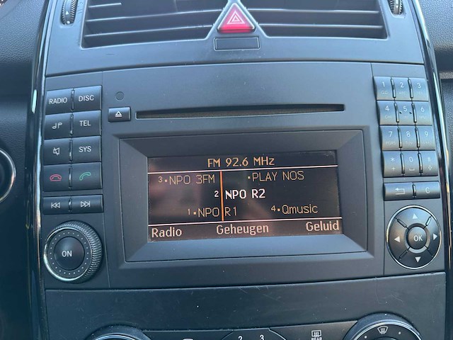 Mercedes-benz a-klasse 2010 - afbeelding 10 van  11