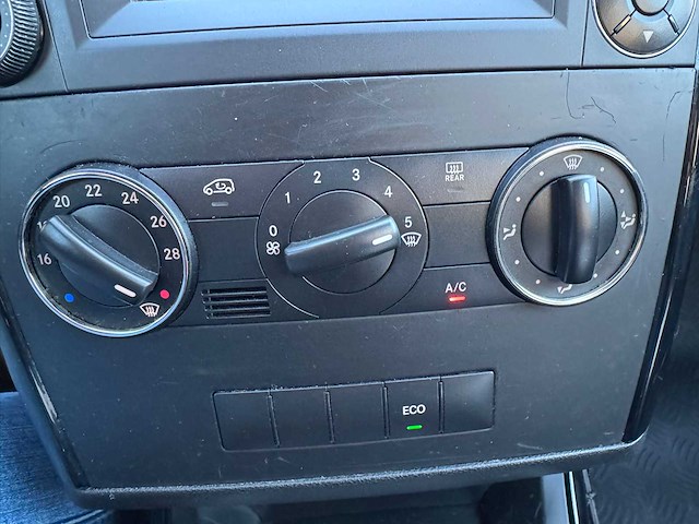 Mercedes-benz a-klasse 2010 - afbeelding 11 van  11