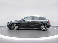 Mercedes-benz a-klasse 220 launch | r-433-lk i - afbeelding 18 van  36