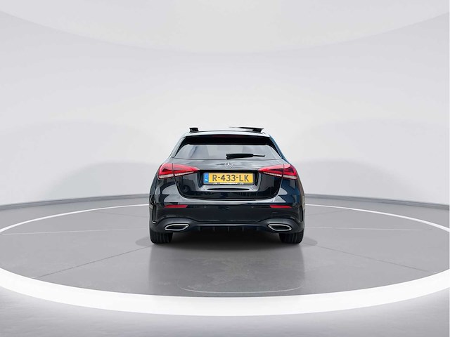 Mercedes-benz a-klasse 220 launch | r-433-lk i - afbeelding 20 van  36