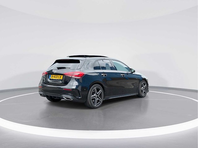 Mercedes-benz a-klasse 220 launch | r-433-lk i - afbeelding 2 van  36