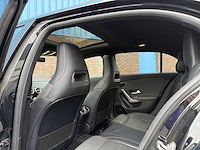 Mercedes-benz a-klasse 220 launch | r-433-lk i - afbeelding 30 van  36