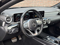 Mercedes-benz a-klasse 220 launch | r-433-lk i - afbeelding 35 van  36