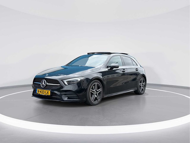 Mercedes-benz a-klasse 220 launch | r-433-lk i - afbeelding 7 van  36