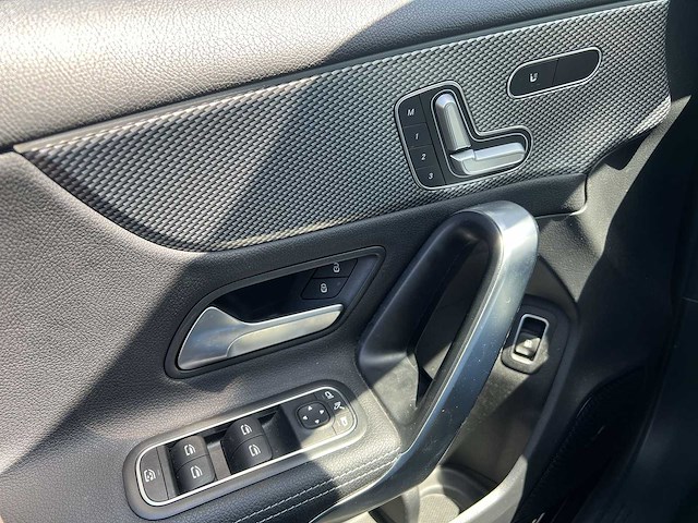 Mercedes-benz a-klasse 250 e business sol luxury limited 2022 | n-633-xj - afbeelding 15 van  31