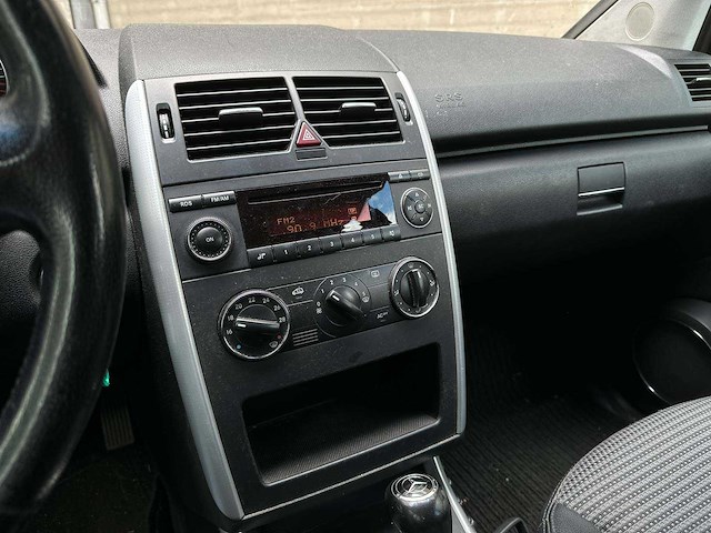 Mercedes-benz a170 avantgarde 116pk 2005 (origineel-nl) a-klasse automaat, 31-rk-br - afbeelding 19 van  42