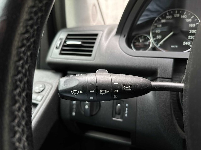 Mercedes-benz a170 avantgarde 116pk 2005 (origineel-nl) a-klasse automaat, 31-rk-br - afbeelding 22 van  42
