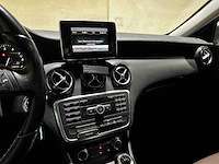 Mercedes-benz a180 4u3 a-klasse 121pk 2013 (origineel-nl), 8-srr-41 - afbeelding 26 van  37