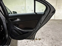Mercedes-benz a180 4u3 a-klasse 121pk 2013 (origineel-nl), 8-srr-41 - afbeelding 39 van  39