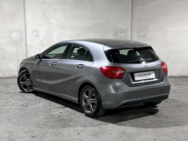 Mercedes-benz a180 4u3 a-klasse 121pk 2013 (origineel-nl), 8-srr-41 - afbeelding 6 van  39