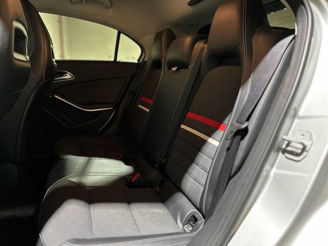 Mercedes-benz a180 ambition a-klasse 121pk 2012 (origineel-nl), 75-zjj-1 - afbeelding 27 van  40
