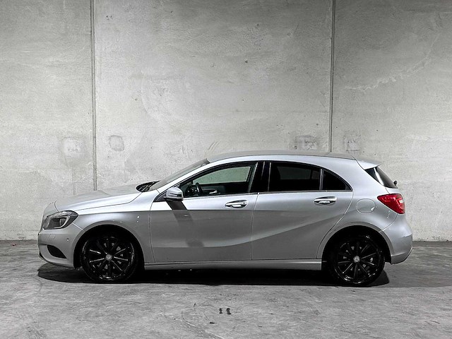 Mercedes-benz a180 ambition a-klasse 121pk 2012 (origineel-nl), 75-zjj-1 - afbeelding 40 van  40