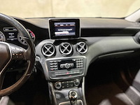Mercedes-benz a180 ambition a-klasse 121pk 2012 (origineel-nl), 75-zjj-1 - afbeelding 34 van  40