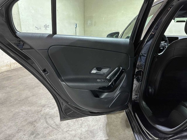 Mercedes-benz a180 d 7g-dct business solution a-klasse 116pk 2020 (origineel-nl+1e eigenaar), h-772-kd - afbeelding 25 van  39