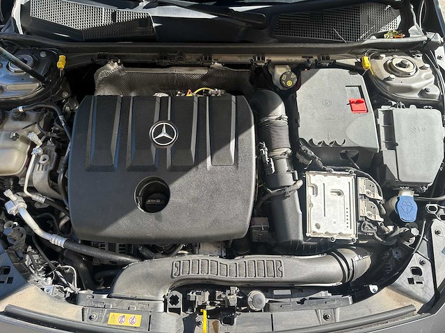 Mercedes-benz a180 d advantage a-klasse 114pk 2019, k-974-zl - afbeelding 10 van  10