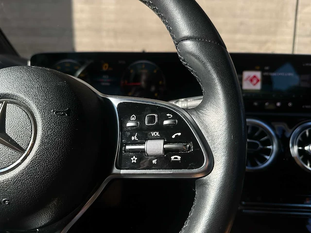 Mercedes-benz a180 d advantage a-klasse 114pk 2019, k-974-zl - afbeelding 18 van  50