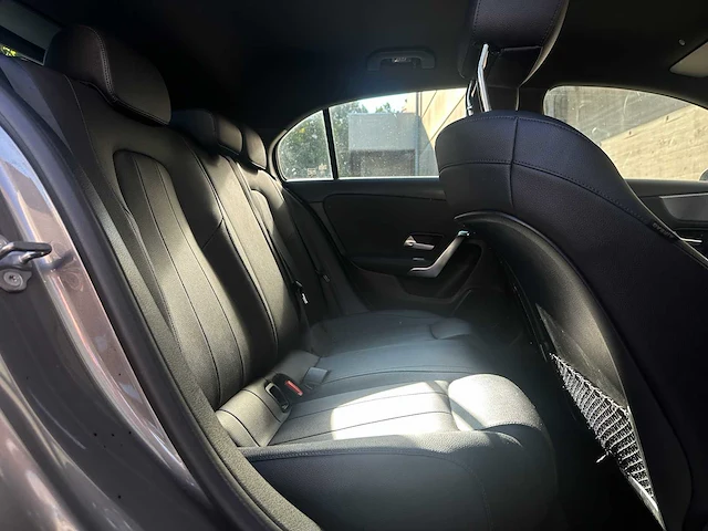 Mercedes-benz a180 d advantage a-klasse 114pk 2019, k-974-zl - afbeelding 31 van  50