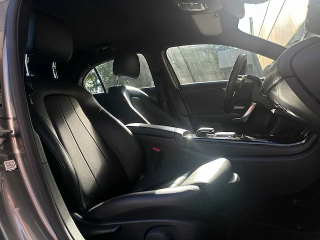 Mercedes-benz a180 d advantage a-klasse 114pk 2019, k-974-zl - afbeelding 34 van  50