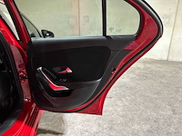 Mercedes-benz a180 d business solution amg 116pk 2018 (origineel-nl) a-klasse, sr-559-f - afbeelding 9 van  11