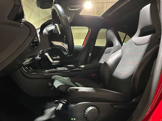 Mercedes-benz a180 d business solution amg 116pk 2018 (origineel-nl) a-klasse, sr-559-f - afbeelding 25 van  42
