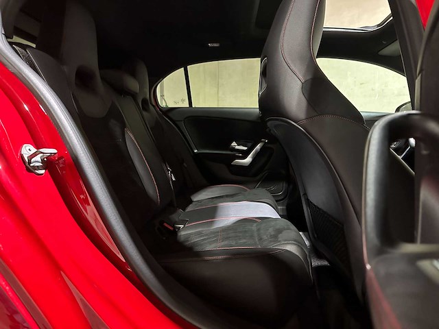 Mercedes-benz a180 d business solution amg 116pk 2018 (origineel-nl) a-klasse, sr-559-f - afbeelding 30 van  42