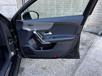 Mercedes-benz a180 d business solution amg 116pk 2019 a-klasse, l-277-bv - afbeelding 27 van  36