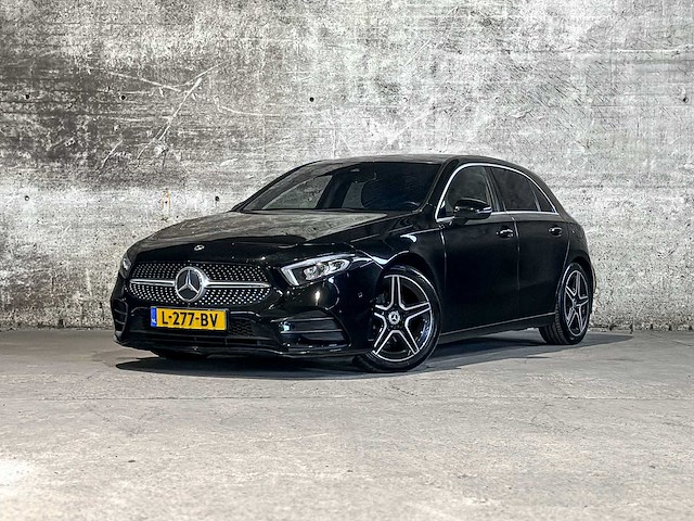 Mercedes-benz a180 d business solution amg 116pk 2019 a-klasse, l-277-bv - afbeelding 2 van  36
