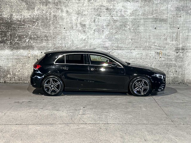 Mercedes-benz a180 d business solution amg 116pk 2019 a-klasse, l-277-bv - afbeelding 6 van  36