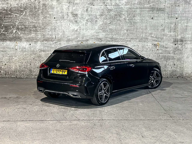 Mercedes-benz a180 d business solution amg 116pk 2019 a-klasse, l-277-bv - afbeelding 3 van  48