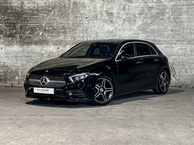 Mercedes-benz a180 d business solution amg 116pk 2019 a-klasse, l-277-bv - afbeelding 1 van  48