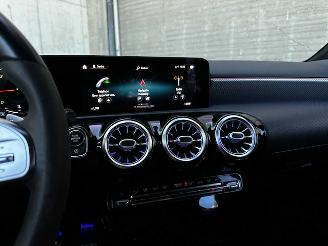 Mercedes-benz a180 d business solution amg 116pk 2019 a-klasse, l-277-bv - afbeelding 20 van  48