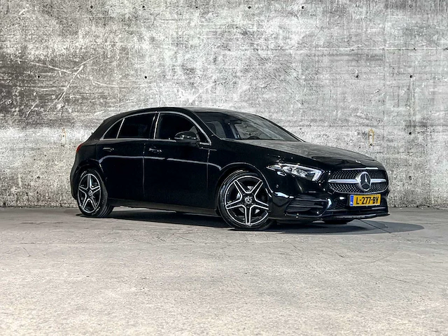 Mercedes-benz a180 d business solution amg 116pk 2019 a-klasse, l-277-bv - afbeelding 40 van  48