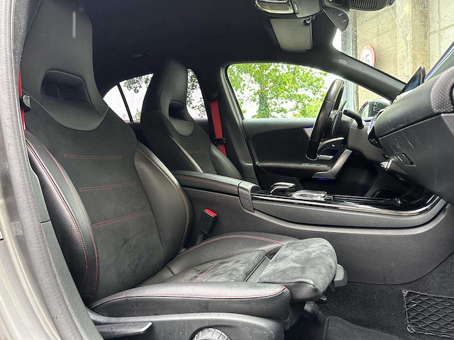 Mercedes-benz a180 d launch edition premium plus 116pk 2019 a-klasse, x-668-xh - afbeelding 13 van  39
