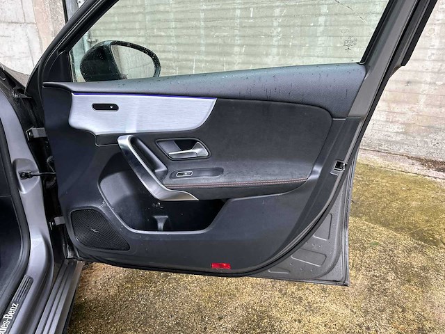Mercedes-benz a180 d launch edition premium plus 116pk 2019 a-klasse, x-668-xh - afbeelding 14 van  39