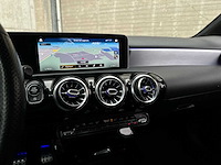Mercedes-benz a180 d launch edition premium plus 116pk 2019 a-klasse, x-668-xh - afbeelding 25 van  39