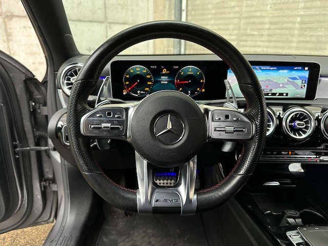 Mercedes-benz a180 d launch edition premium plus 116pk 2019 a-klasse, x-668-xh - afbeelding 35 van  39